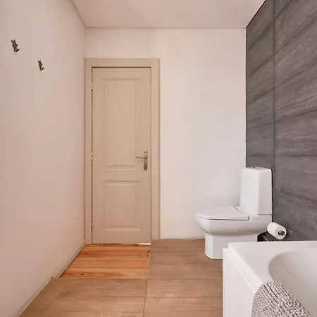 Apartman Sunny With Balcony! *