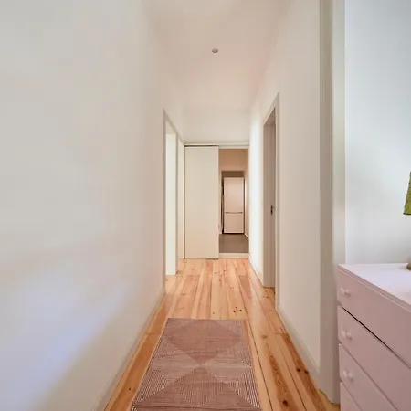 Lejlighed Sunny With Balcony!