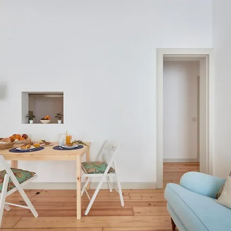 Apartmán Sunny With Balcony! *